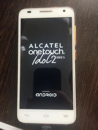 Лот: 10443617. Фото: 1. Alcatel One Touch Idol 2 mini... Смартфоны