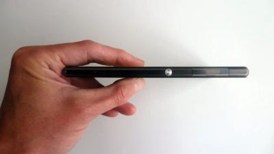 Лот: 6522377. Фото: 1. Sony Xperia Z1 на гарантии до... Смартфоны