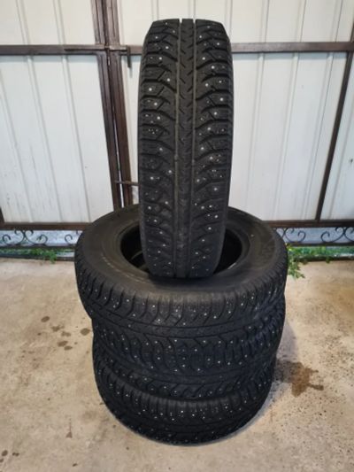 Лот: 20767141. Фото: 1. Комплект шин Bridgestone Ice Cruiser... Шины