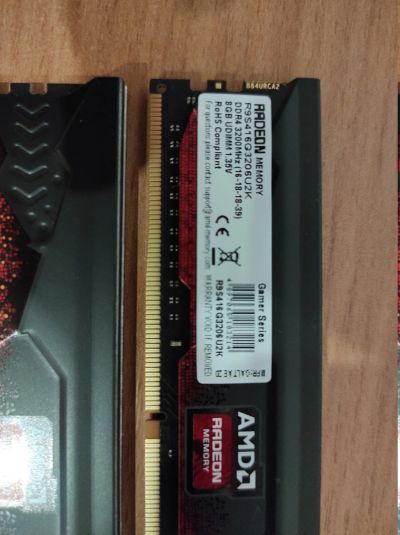 Лот: 18423538. Фото: 1. Оперативная память AMD Radeon... Оперативная память