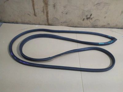 Лот: 21396708. Фото: 1. Уплотнитель двери Nissan X-Trail... Двигатель и элементы двигателя
