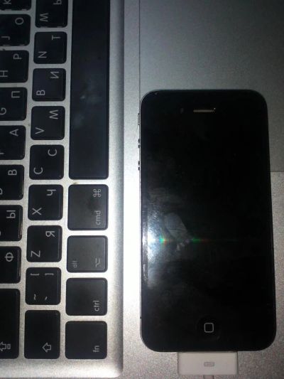 Лот: 9089985. Фото: 1. Продам Iphone 4. Смартфоны