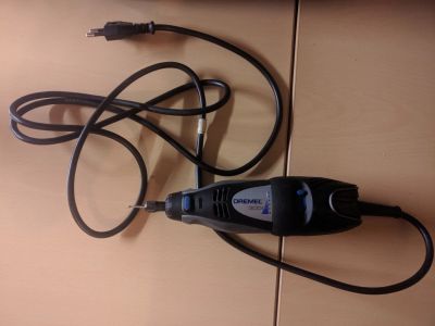 Лот: 12878133. Фото: 1. Гравер Dremel 300. Электроинструмент