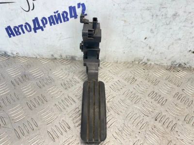 Лот: 25169718. Фото: 1. педаль газа Renault Fluence L30R. Двигатель и элементы двигателя
