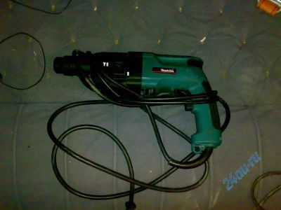 Лот: 153510. Фото: 1. Перфоратор Makita 2440 двухрежимный. Электроинструмент