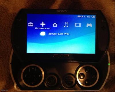 Лот: 3472456. Фото: 1. PSP-GO. Игровые приставки, консоли