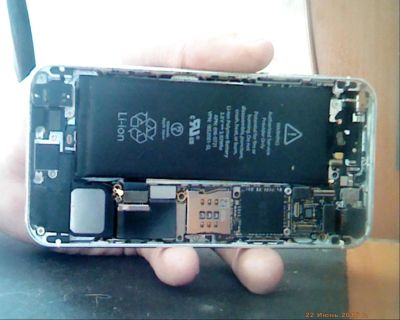 Лот: 7742473. Фото: 1. Продам iPhone 5s белый на запчасти. Смартфоны