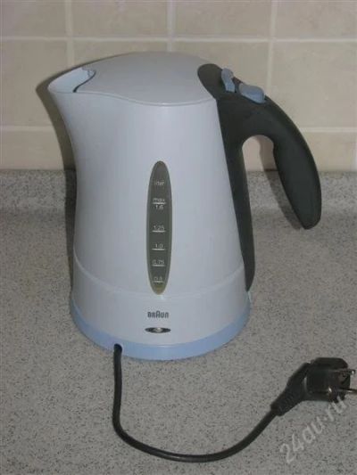 Лот: 2399852. Фото: 1. Чайник BRAUN 1.6 л. Чайники, кофемашины, кулеры