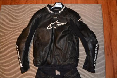 Лот: 9509474. Фото: 1. Мотокуртка и мотоштаны Alpinestars. Аксессуары