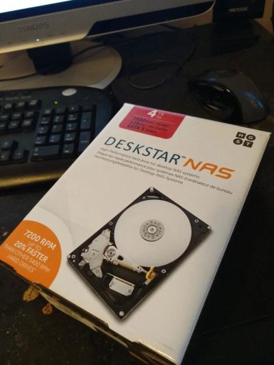 Лот: 10844129. Фото: 1. HGST 4TB nas винчестер. Жёсткие диски (HDD)