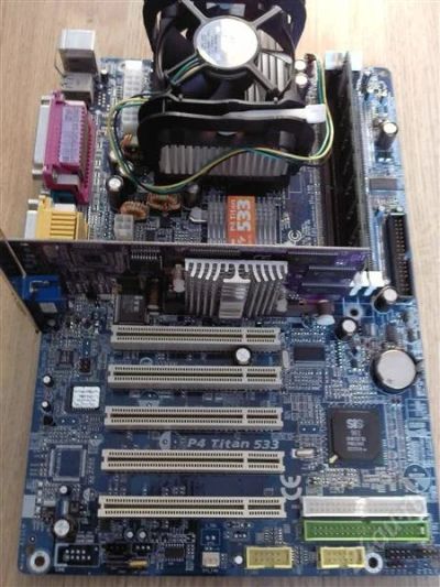 Лот: 1627740. Фото: 1. Материнская плата Gigabyte GA-8SR533... Материнские платы