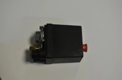 Лот: 3781007. Фото: 1. Реле давления На компрессор 220v. Пневмоинструмент