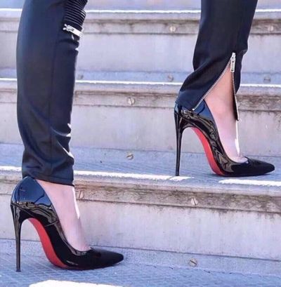 Лот: 9944717. Фото: 1. Туфли черные Christian Louboutin. Туфли