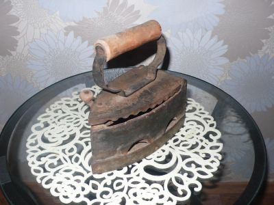 Лот: 4430732. Фото: 1. Утюг (первый выпуск советских... Предметы интерьера и быта