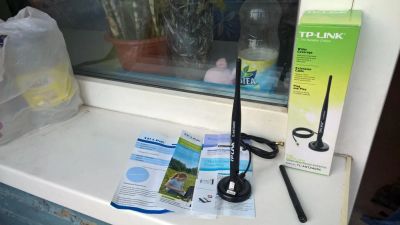 Лот: 7922743. Фото: 1. TP-LINK TL-ANT2405C, настольная... Другое (сетевые устройства)
