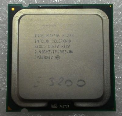 Лот: 12076905. Фото: 1. Процессор Celeron E3200. Процессоры