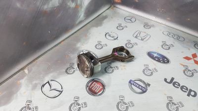 Лот: 23583727. Фото: 1. Поршень с шатуном BMW 5-Series... Двигатель и элементы двигателя