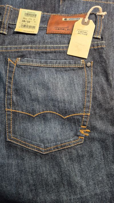 Лот: 25621605. Фото: 1. Джинсы прямые Regular Fit (штанина... Брюки, джинсы, шорты