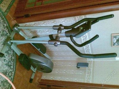 Лот: 856384. Фото: 1. Тренажор Torneo! Продажа возможен... Спортивная символика и атрибутика