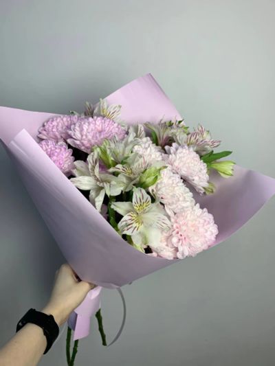 Лот: 25718319. Фото: 1. 5. Букет - комплимент нежный торги... Свежие цветы