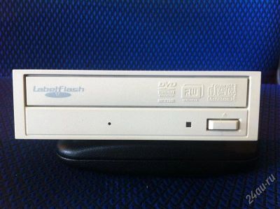 Лот: 2130379. Фото: 1. White | IDE | DVD±RW Optiarc AD-7173A... Приводы CD, DVD, BR, FDD