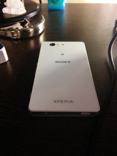 Лот: 7273639. Фото: 1. Sony Xperia Z3 Compact. Обмен. Смартфоны