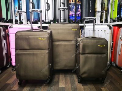 Лот: 13983177. Фото: 1. Чемодан Большой без каркасный... Чемоданы и сумки дорожные