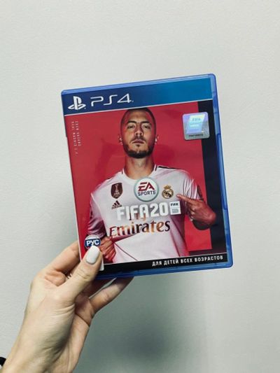 Лот: 16771907. Фото: 1. FIFA 20 для PS4. Игры для консолей