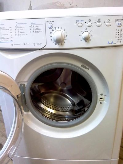 Лот: 4367652. Фото: 1. Indesit IWUB 4085. Стиральные машины