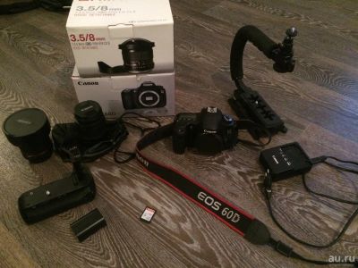 Лот: 8261944. Фото: 1. Canon 60d + Samyang 8mm и Canon... Цифровые зеркальные