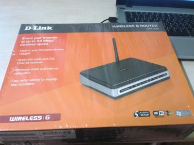 Лот: 4684322. Фото: 1. Маршрутизатор роутер D-Link Dir-300... WiFi, Bluetooth адаптеры