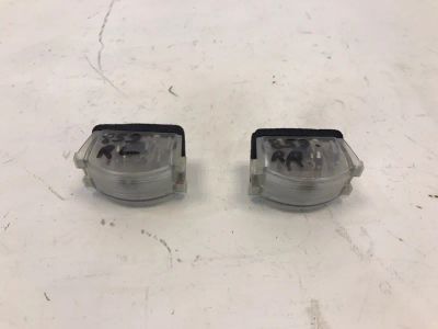 Лот: 21708241. Фото: 1. подсветка номера Mazda Demio DY5W. Двигатель и элементы двигателя