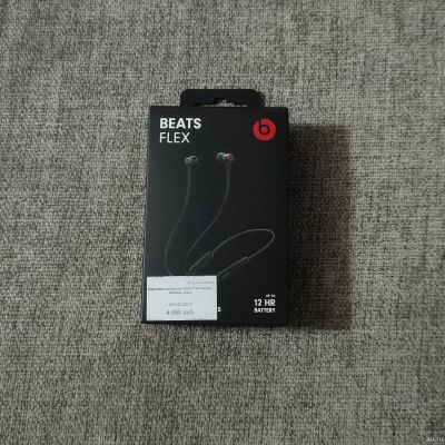 Лот: 17038976. Фото: 1. Беспроводные наушники Beats Flex. Наушники, гарнитуры