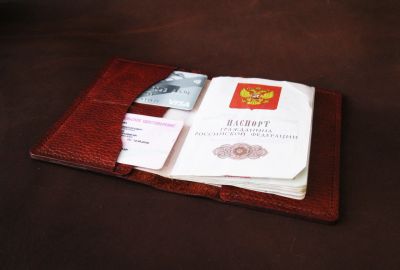 Лот: 17650943. Фото: 1. Обложка для документов и паспорта. Работа с кожей