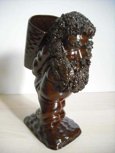 Лот: 6596935. Фото: 1. керамическая статуэтка Боровик. Фарфор, керамика