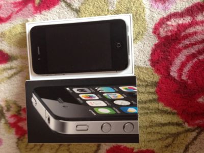 Лот: 4159608. Фото: 1. Чёрный iPhone 4 8gb. Смартфоны