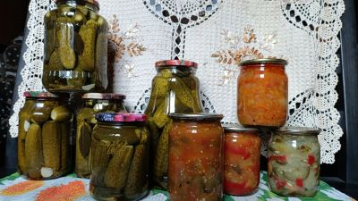 Лот: 24786726. Фото: 1. Огурцы соленые. Домашние заготовки