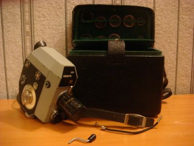 Лот: 4766090. Фото: 1. Кинокамера "Кварц-5". Кинокамеры