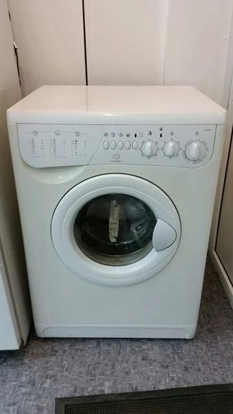 Лот: 5482913. Фото: 1. Indesit W 105 TX. Стиральные машины