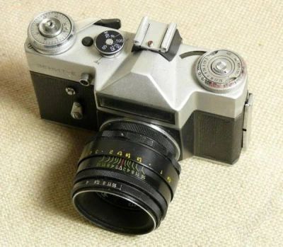 Лот: 2404654. Фото: 1. Фотоаппарат Зенит Е. Другое (бытовая техника)