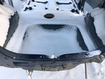 Лот: 21703979. Фото: 1. ниша запасного колеса Toyota Raize... Двигатель и элементы двигателя
