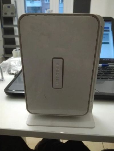 Лот: 11236003. Фото: 1. Wi-Fi роутер NetGear WNR2200. Маршрутизаторы (роутеры)