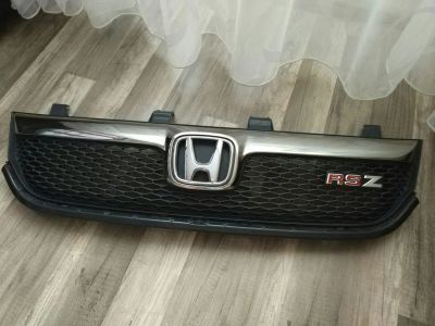 Лот: 10647960. Фото: 1. Решетка радиатора Honda Stream... Кузов