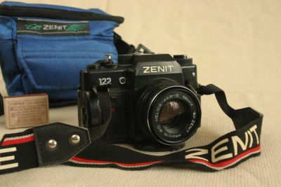 Лот: 8316717. Фото: 1. Зенит 122 с Helios 44M-6 в отличном... Плёночные зеркальные