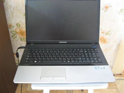 Лот: 2733321. Фото: 1. Продам ноутбук Samsung NP-300E7A... Ноутбуки