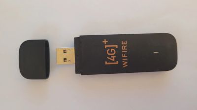 Лот: 25724207. Фото: 1. Модем Huawei E3372. Беспроводные модемы