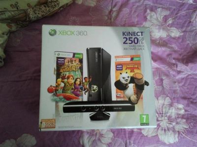 Лот: 2079051. Фото: 1. продам xbox 360 slim 250 gb kinect... Игровые приставки, консоли