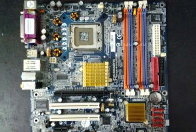 Лот: 7707451. Фото: 1. В сборе gigabyte GA-8I915G-MF... Материнские платы