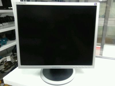 Лот: 8517921. Фото: 1. Монитор Samsung 17 перестал включаться. ЖК-мониторы