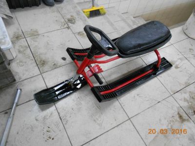 Лот: 7132593. Фото: 1. снегокат. Санки, снегокаты, ледянки, аксессуары